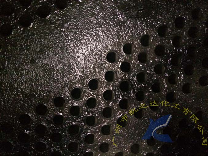 電(dian)廠凝汽(qi)器在線(xiàn)化學清(qīng)洗